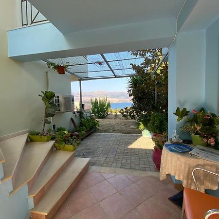 Mirovigli Family Rooms Lepedha Экстерьер фото