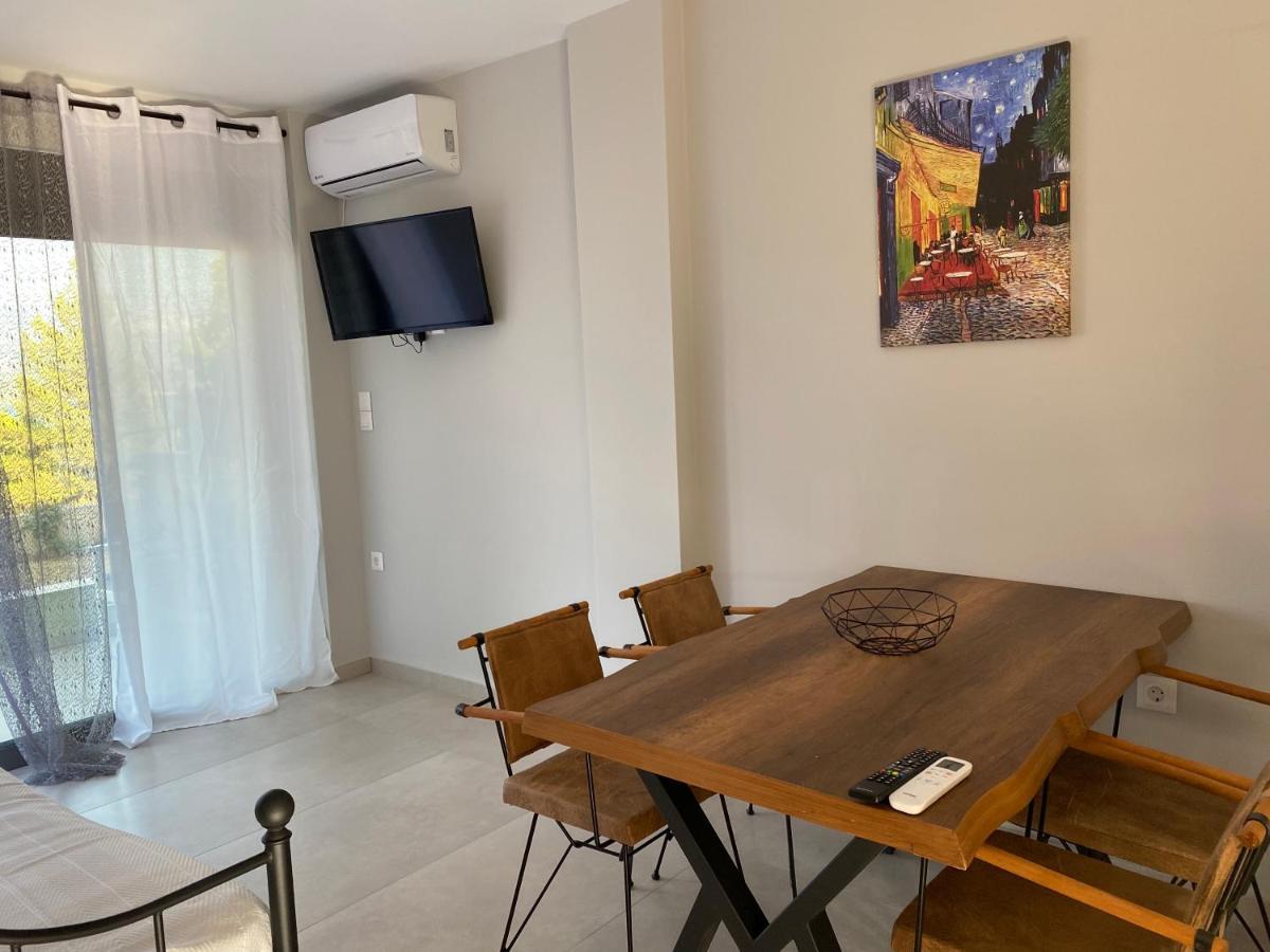Mirovigli Family Rooms Lepedha Экстерьер фото