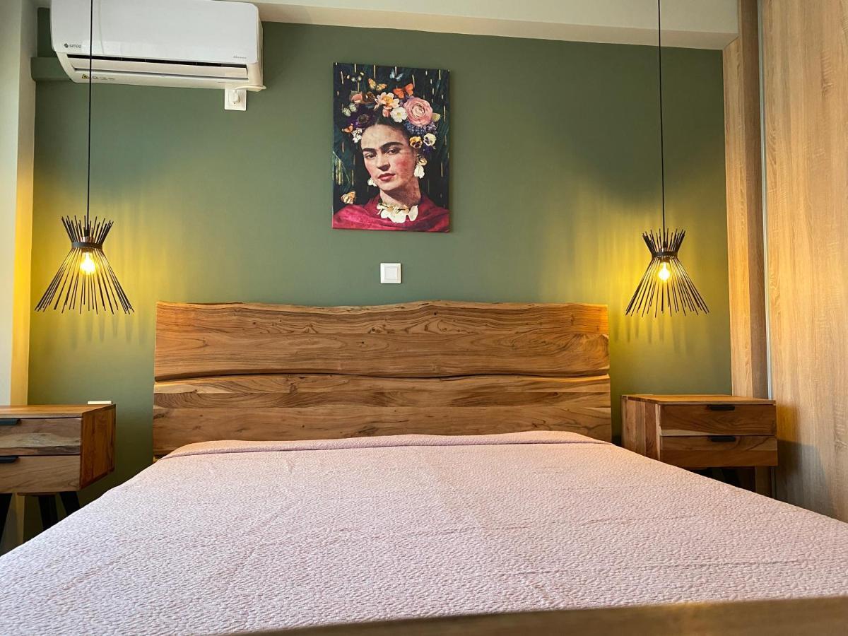 Mirovigli Family Rooms Lepedha Экстерьер фото