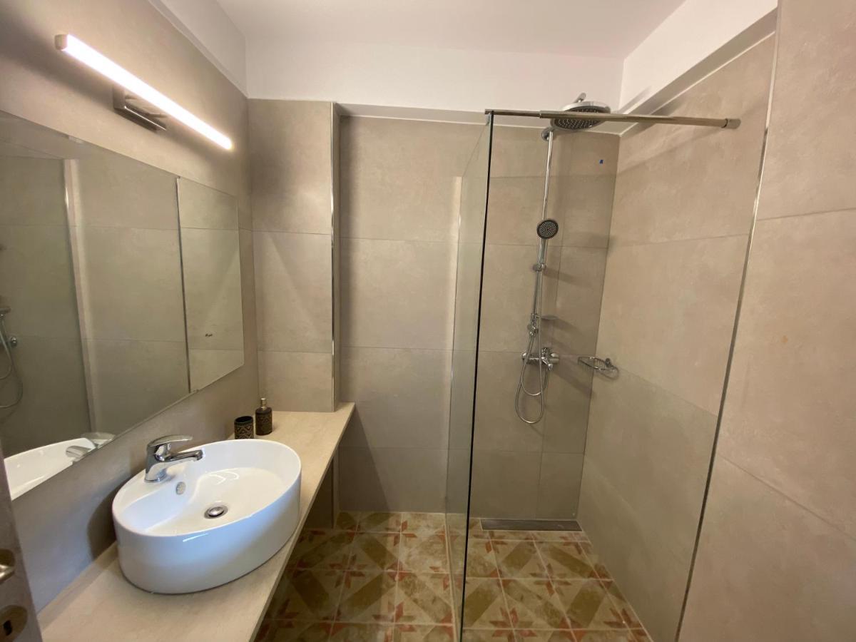 Mirovigli Family Rooms Lepedha Экстерьер фото
